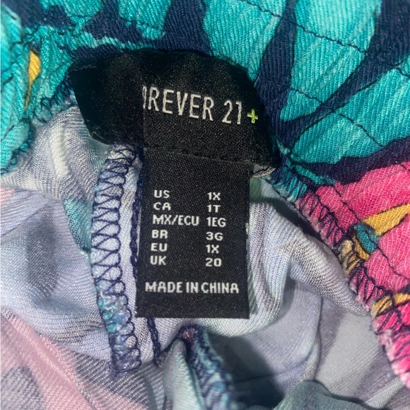 Forever 21 women leaf print wide leg pant size 1X - Picture 8 of 8